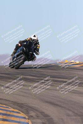 media/Dec-09-2023-SoCal Trackdays (Sat) [[76a8ac2686]]/Turns 9 and 10 (10am)/